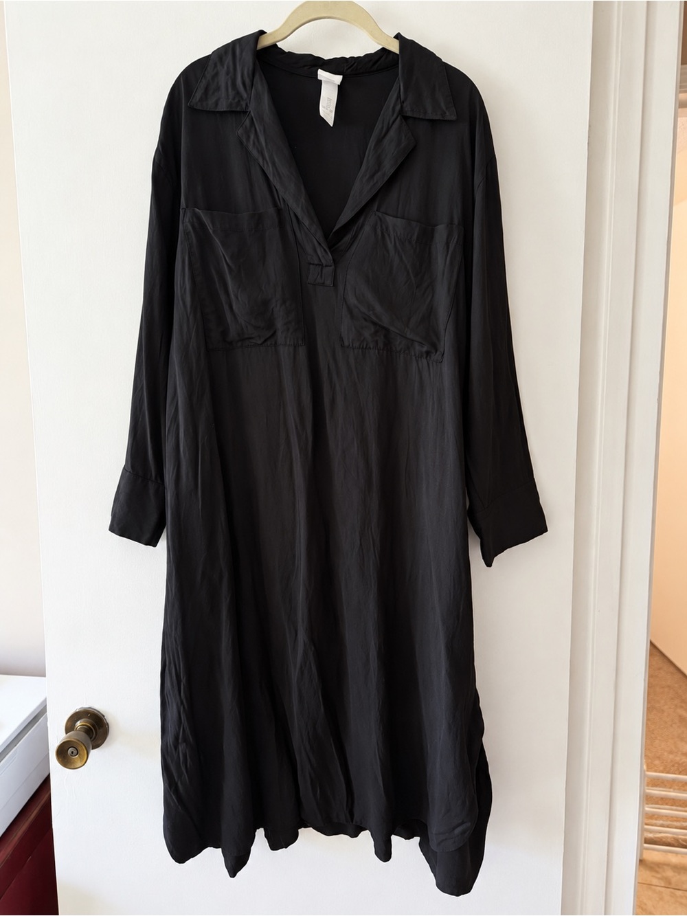 H&M Black Satin Effect Collared V-Neck Midi Shirt Dress Size L